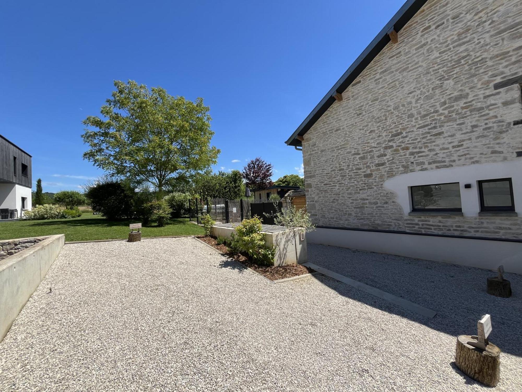 Appart-Hotel N 3 Avec Terrasse, Piscine, Petit-Dejeuner Et Parking Prive Chouzelot Exterior foto